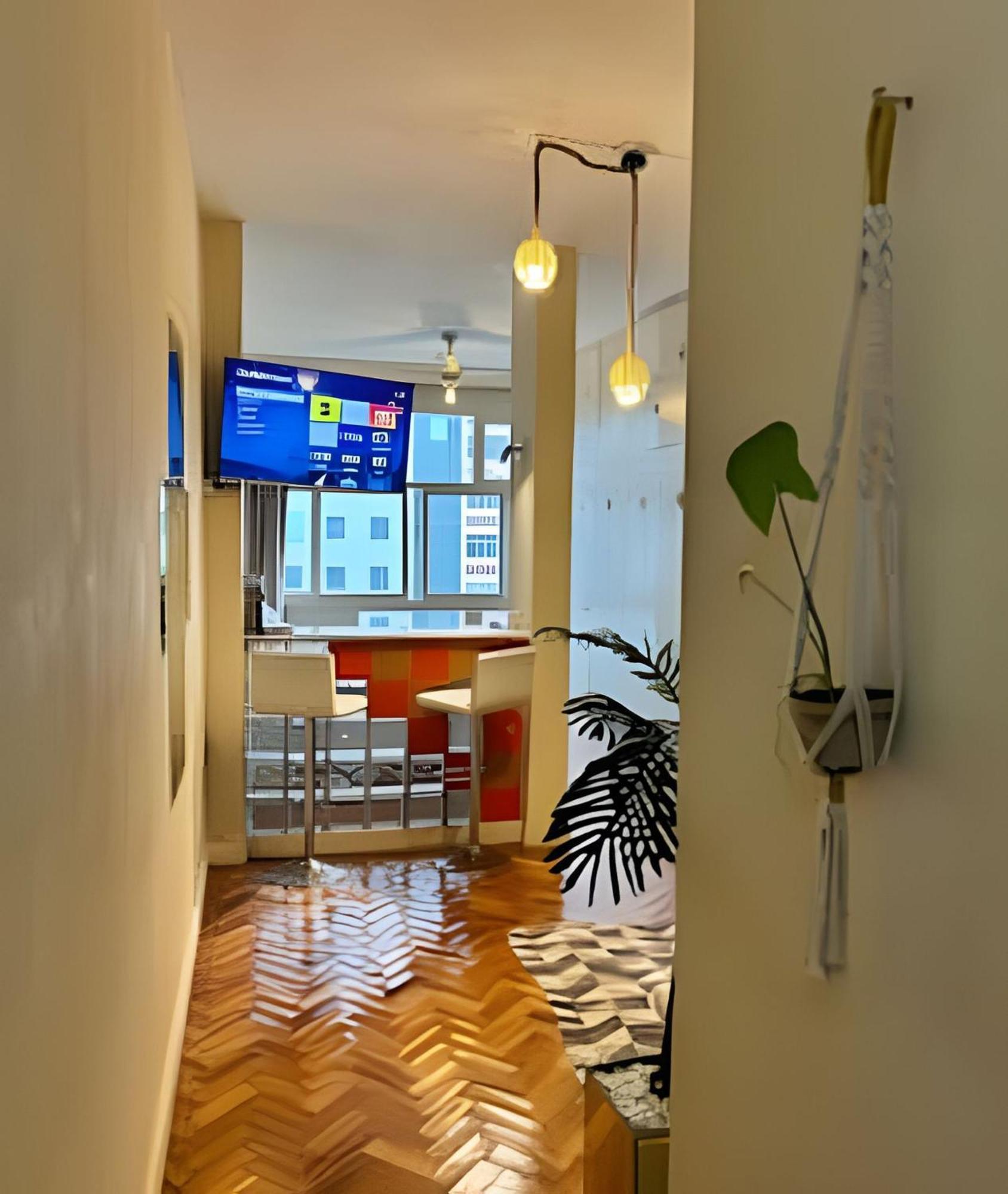Apartamento Em Copacabana Com Vista Lateral Do Mar Rio de Janeiro Eksteriør bilde